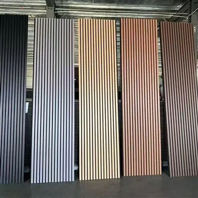 Panou decorativ de perete acustic din lamele din lemn Akupanel